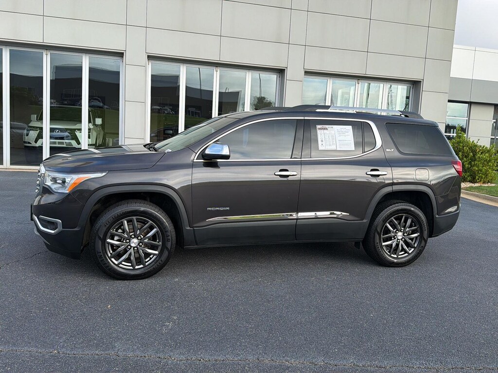 Used 2017 GMC Acadia SLT SUV