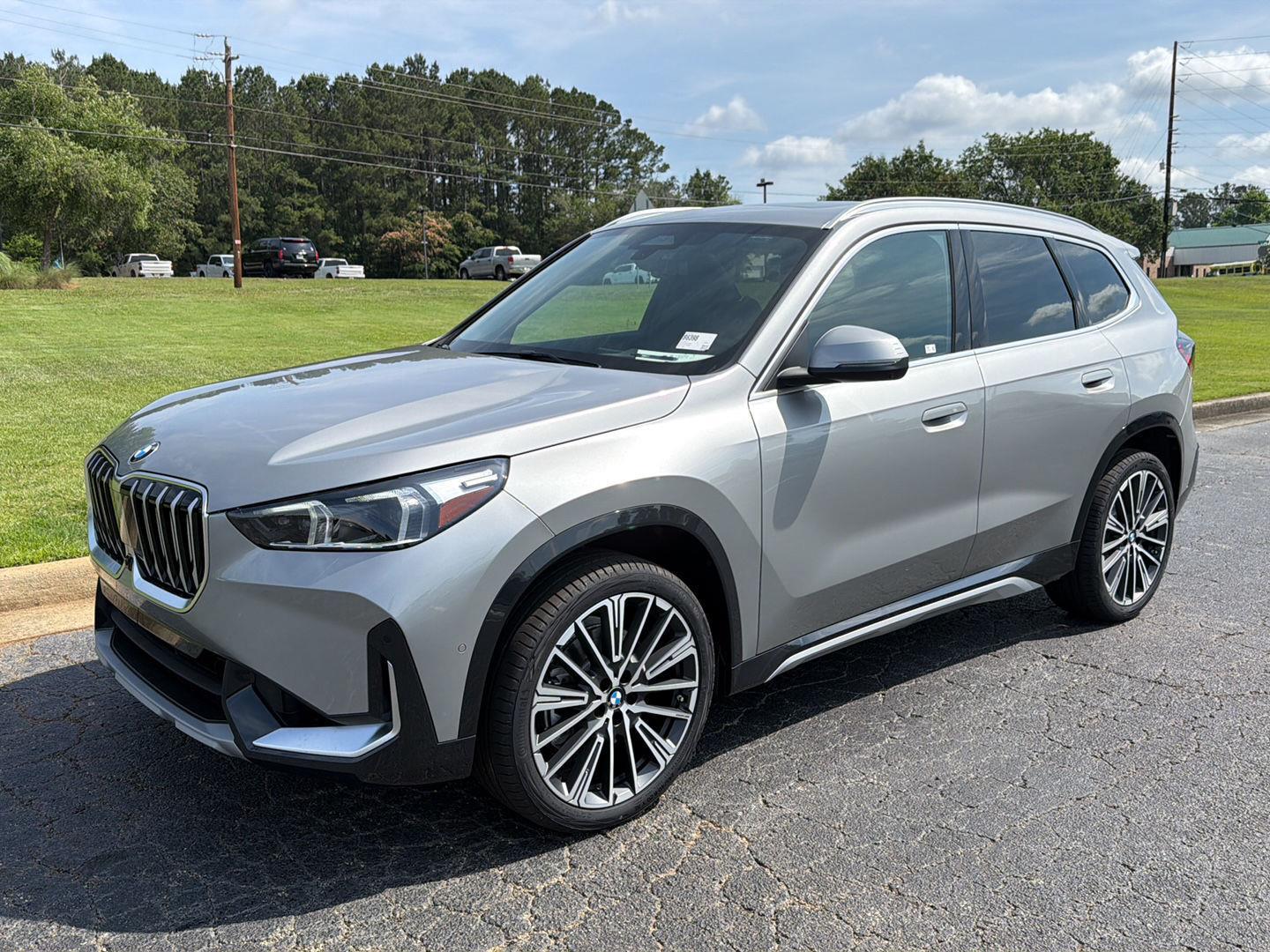 2026 BMW X1 xDrive28i's photo