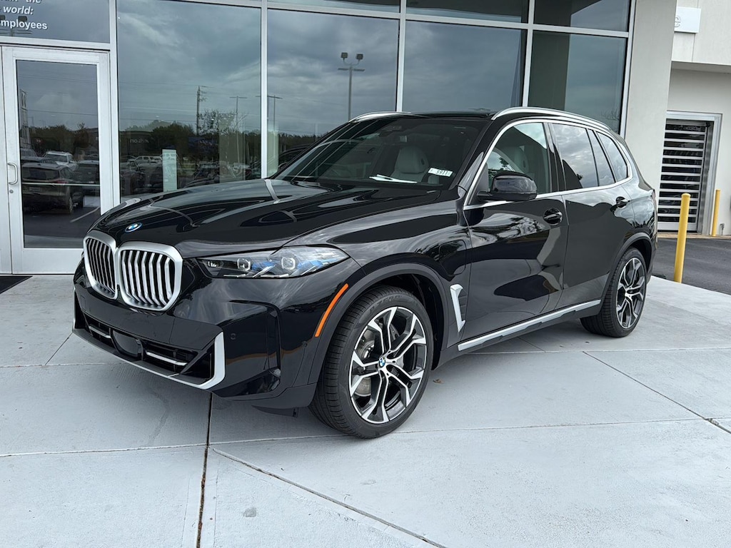 New 2026 BMW X5 PHEV xDrive50e SUV