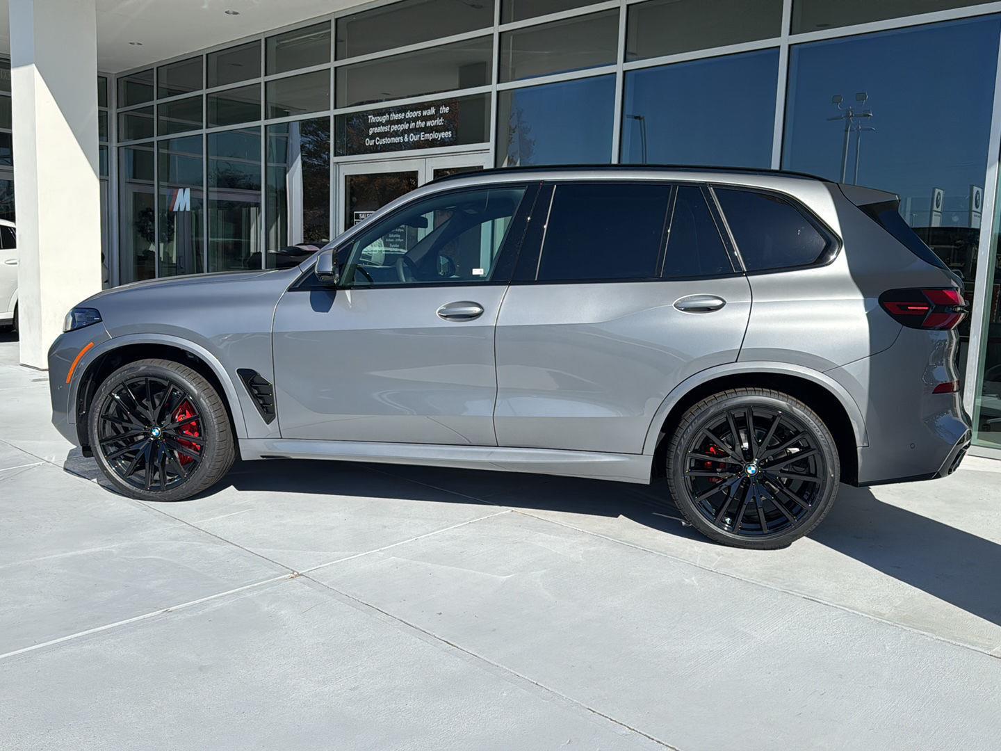 2026 Bmw X5 xDrive40i photo 3