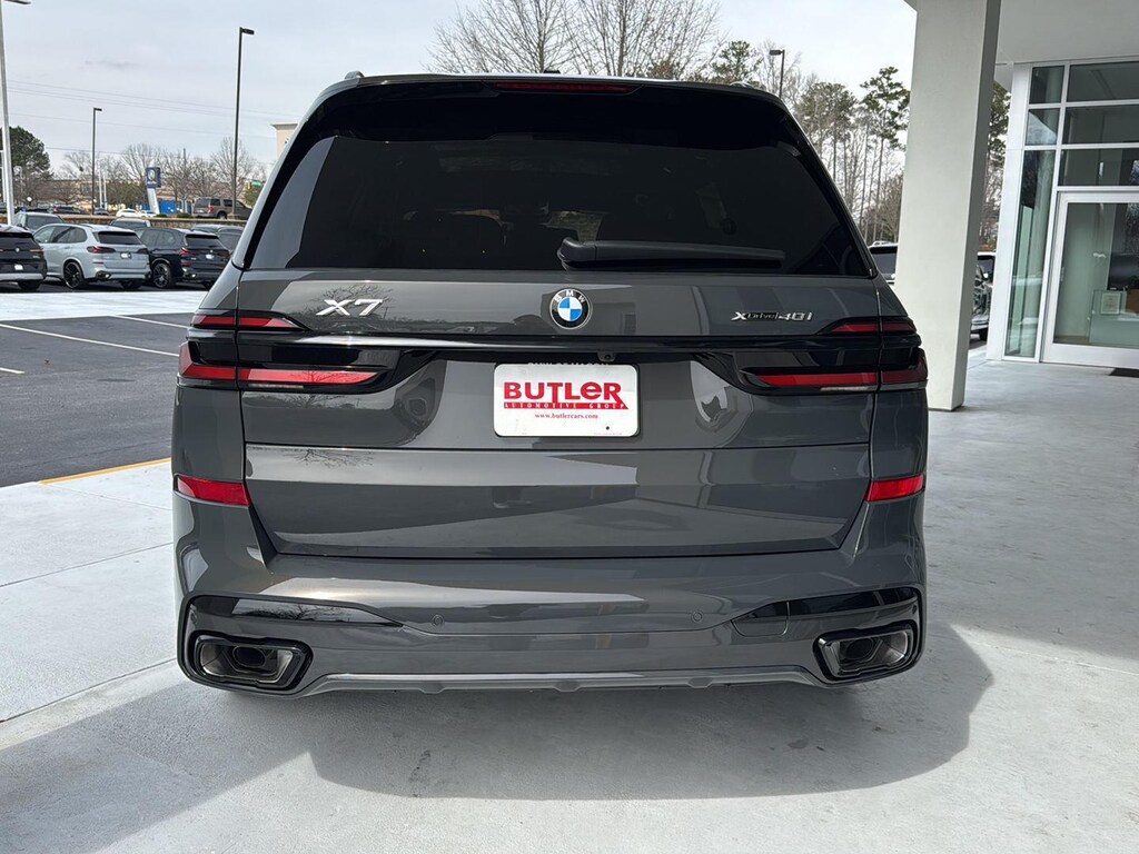 New 2026 BMW X7 xDrive40i SUV