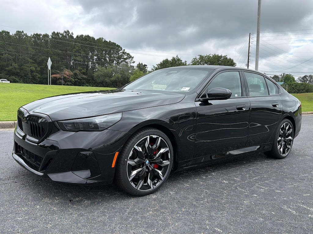 New 2027 BMW 550e xDrive Sedan