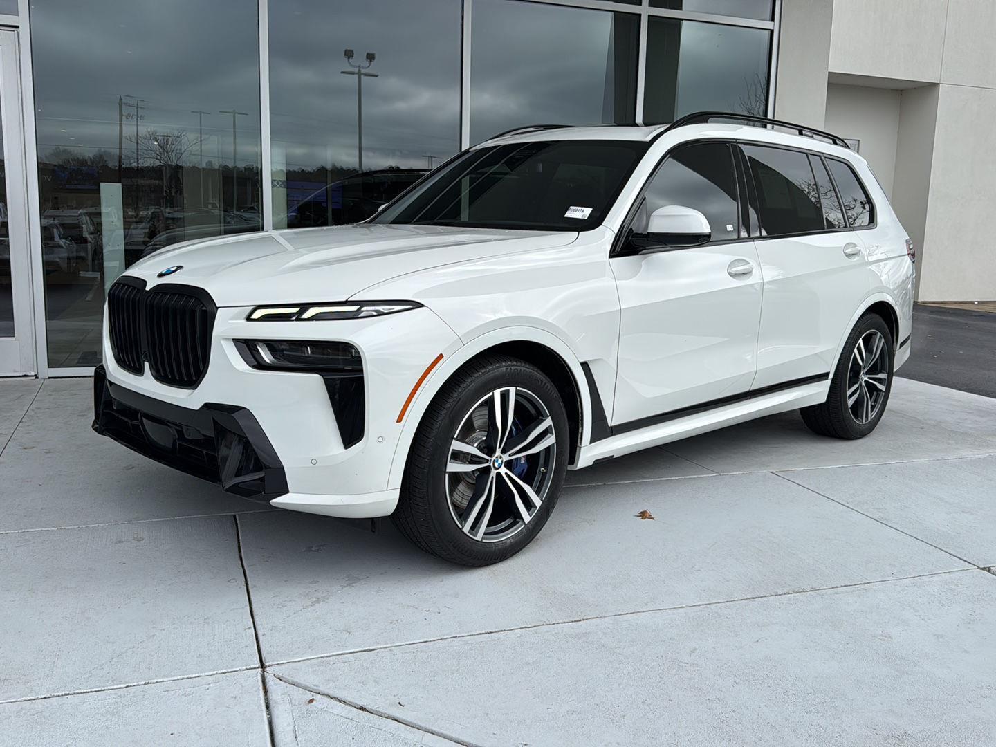 2023 BMW X7 SUV 