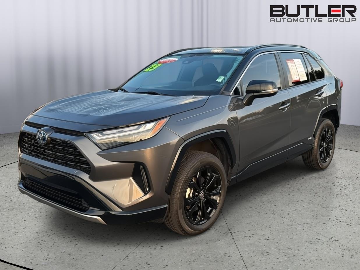 2023 Toyota RAV4 XSE's photo