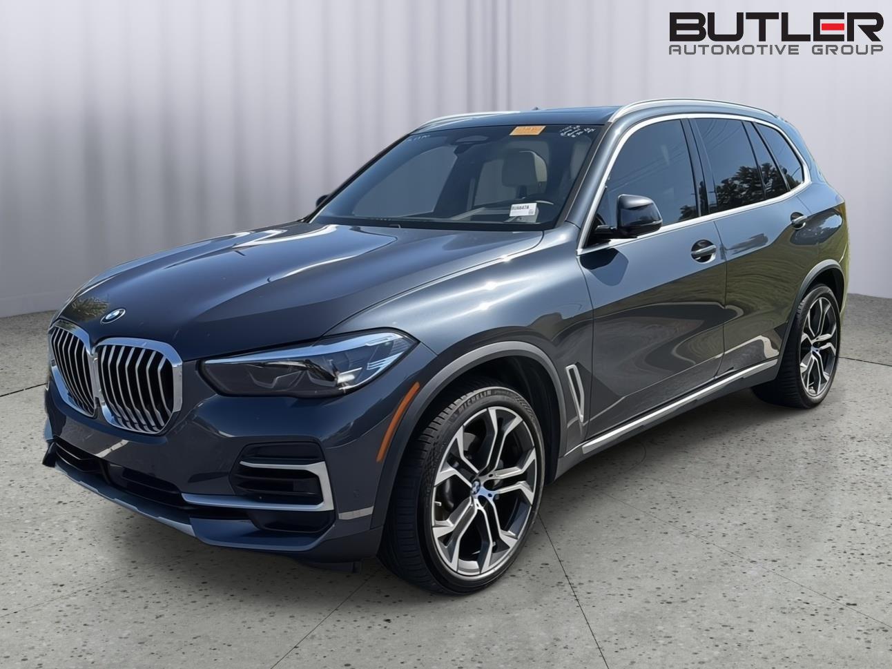 2022 BMW X5 sDrive40i's photo