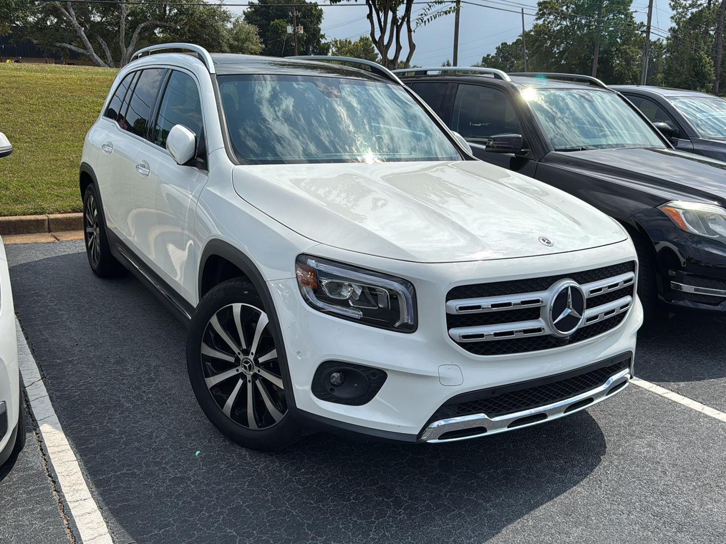 2022 Mercedes Benz GLB 250 photo 4