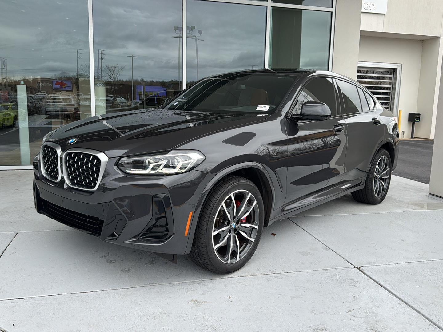 2025 BMW X4 30i's photo