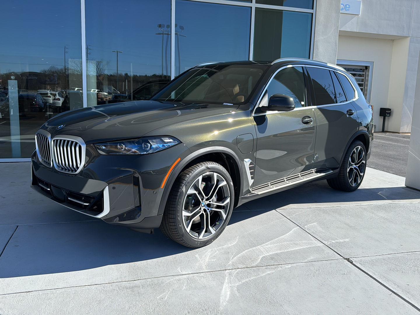 2026 BMW X5 PHEV SUV 