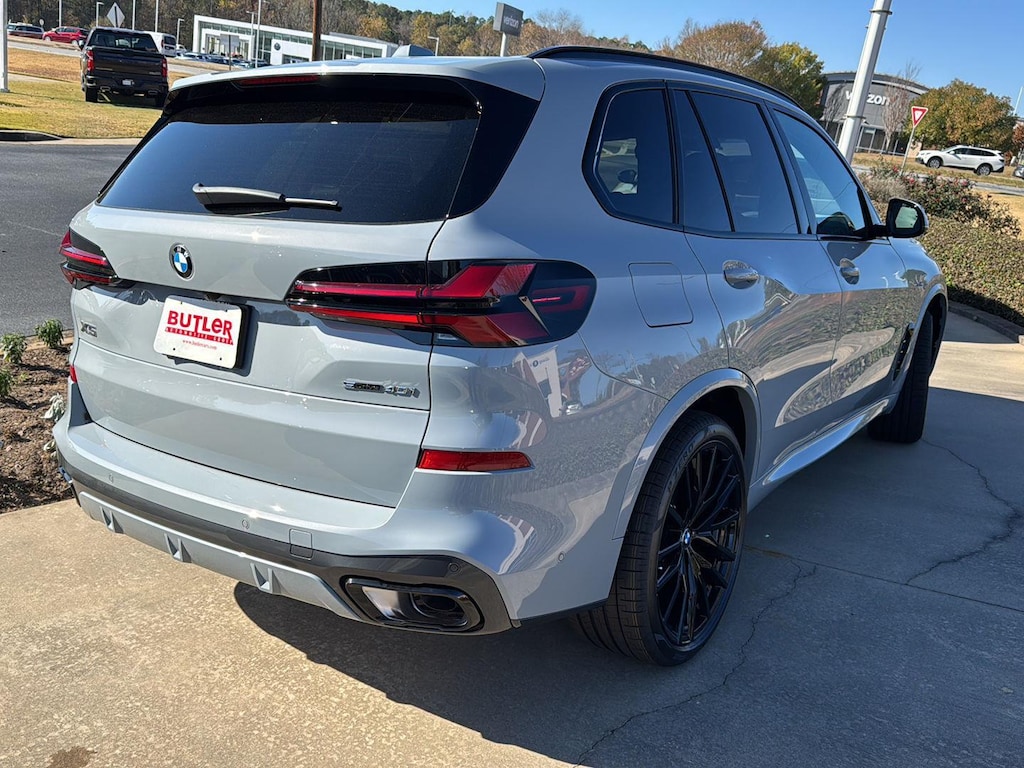 New 2026 BMW X5 sDrive40i SUV