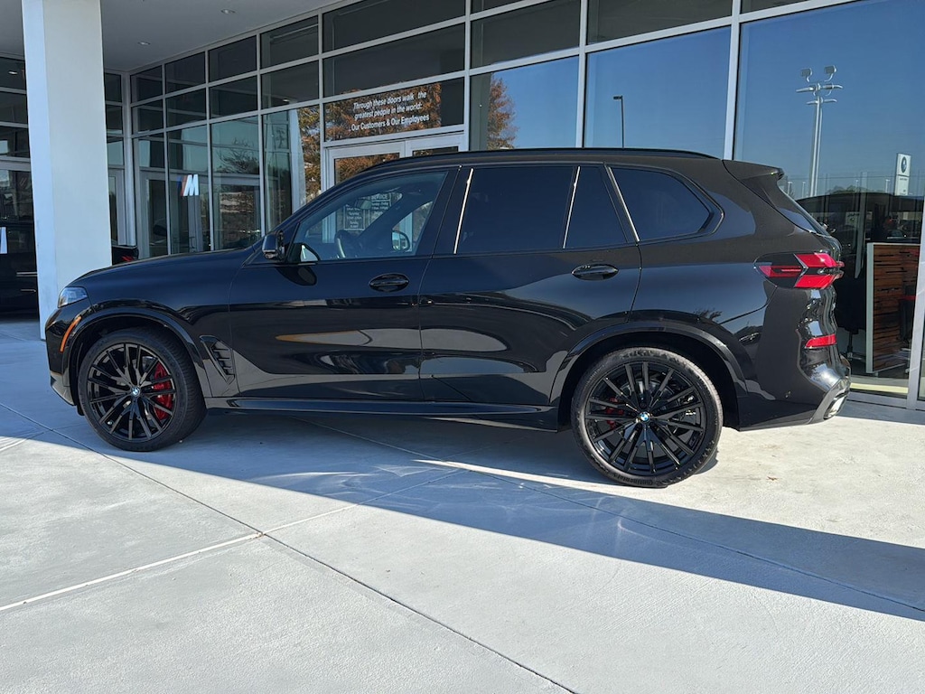 New 2026 BMW X5 sDrive40i SUV