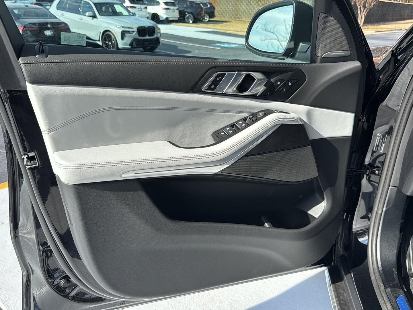 2026 BMW X5 40i - Photo 15