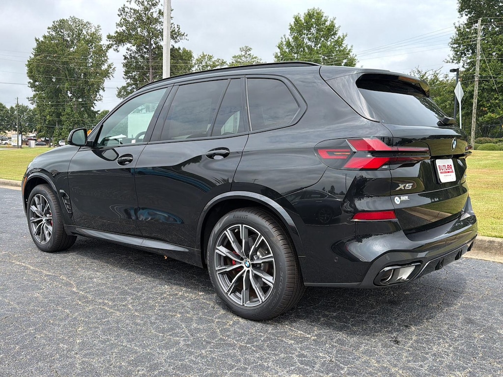 New 2026 BMW X5 sDrive40i SUV