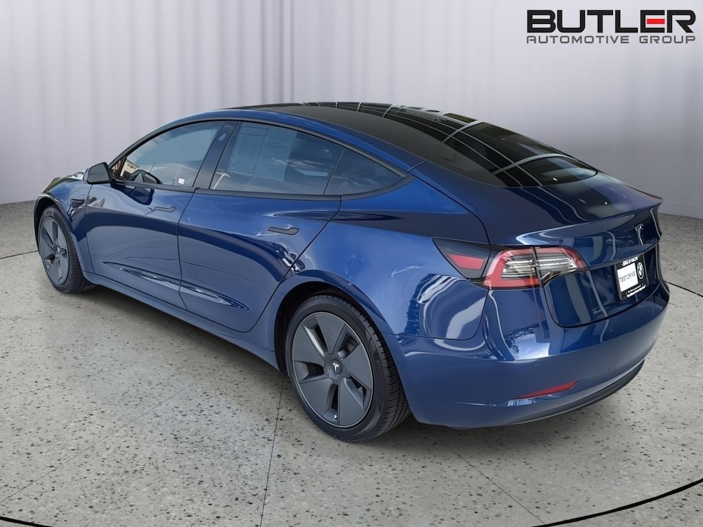 Used 2021 Tesla Model 3 Standard Range Plus Sedan