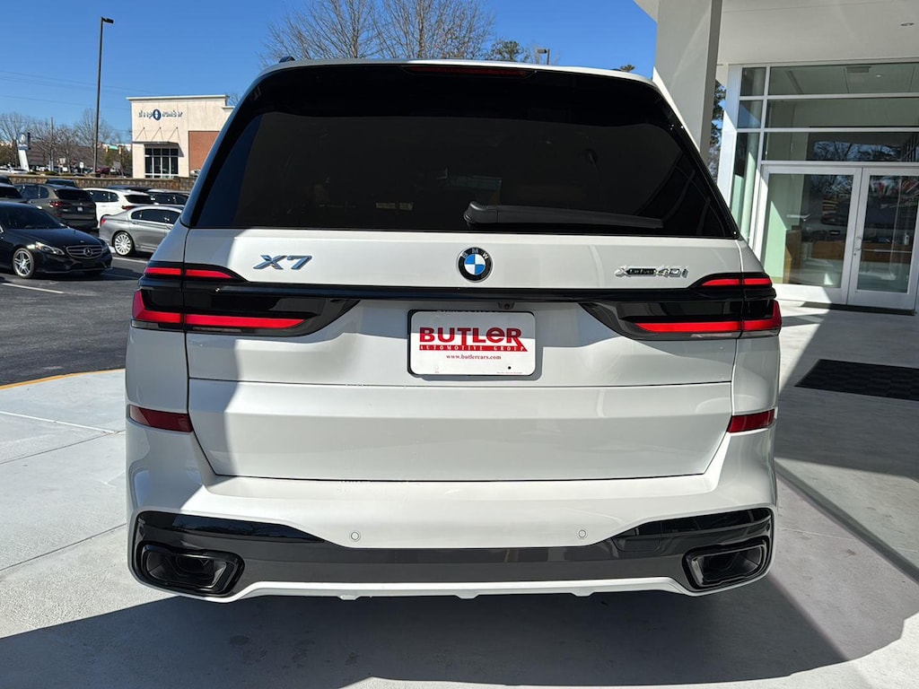 New 2026 BMW X7 xDrive40i SUV