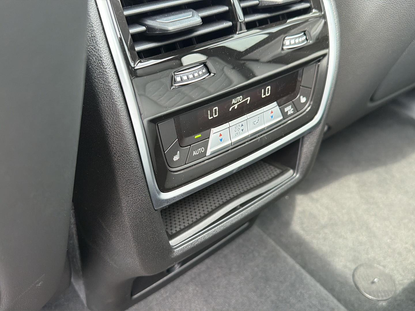 2026 BMW X5 40i - Photo 12