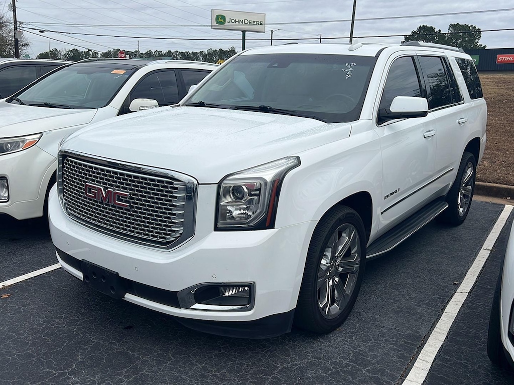 2017 Gmc Yukon Denali photo 3