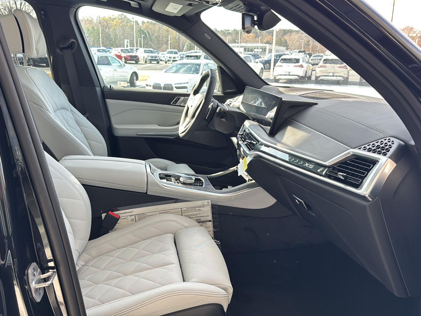 2026 BMW X5 40i - Photo 11
