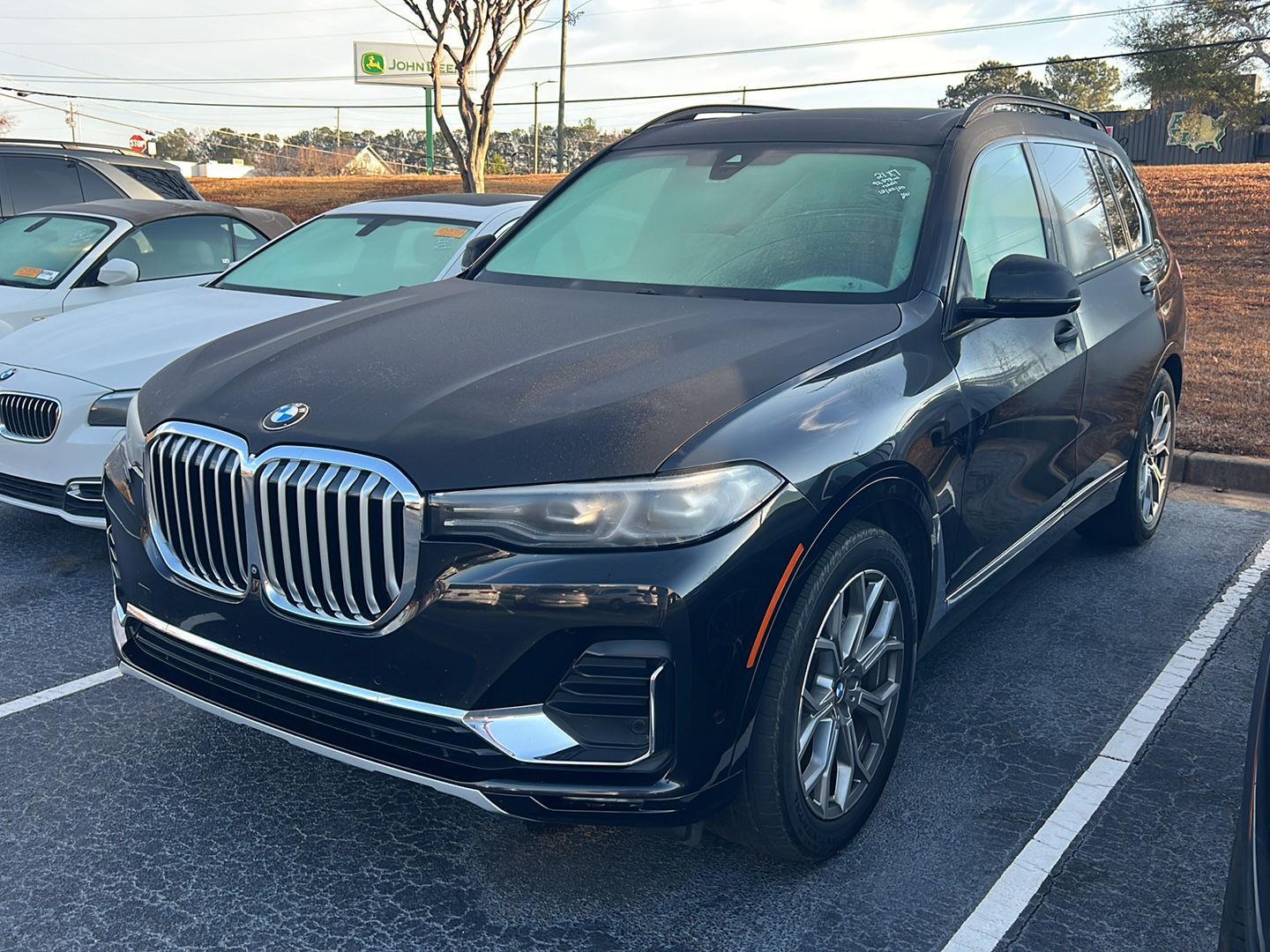 2021 BMW X7 40i's photo