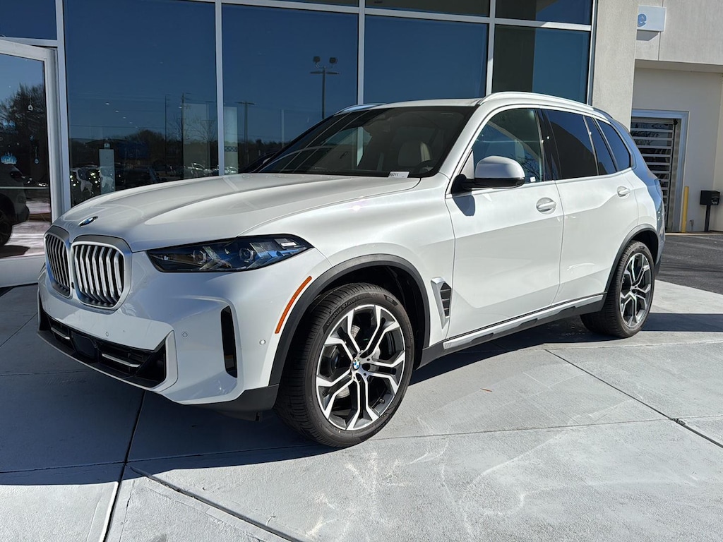 New 2026 BMW X5 xDrive40i SUV