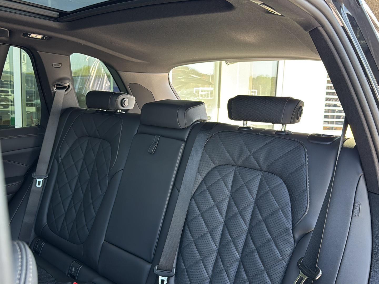 2026 BMW X5 40i - Photo 27