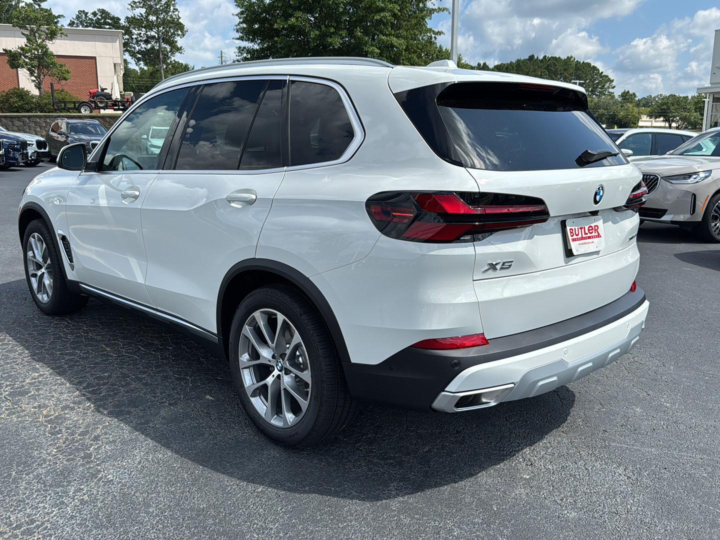 2026 Bmw X5 xDrive40i photo 2