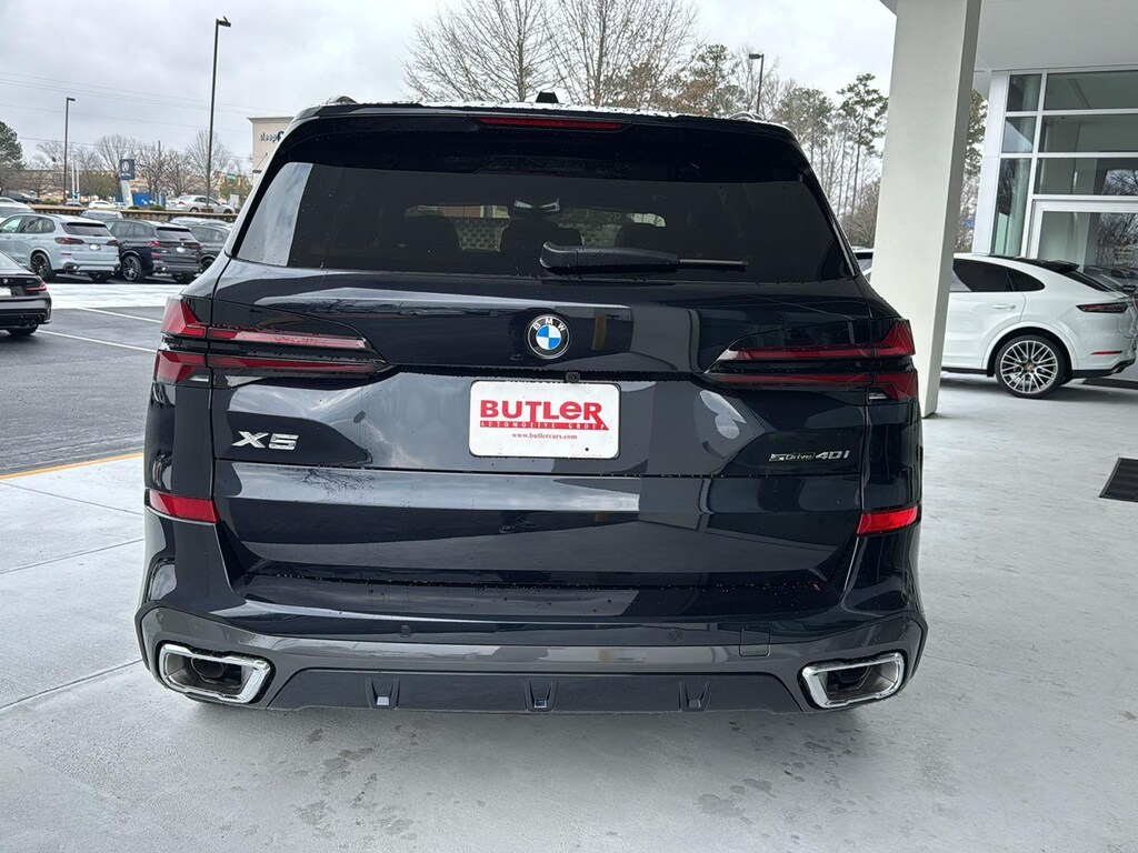 New 2026 BMW X5 sDrive40i SUV