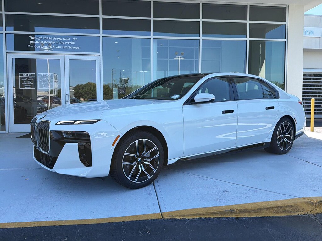 New 2026 BMW 740i xDrive Sedan