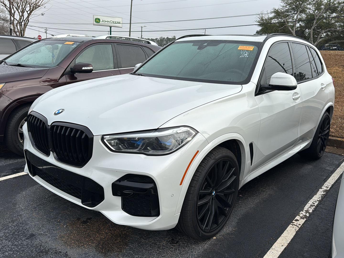 2022 BMW X5 40i's photo