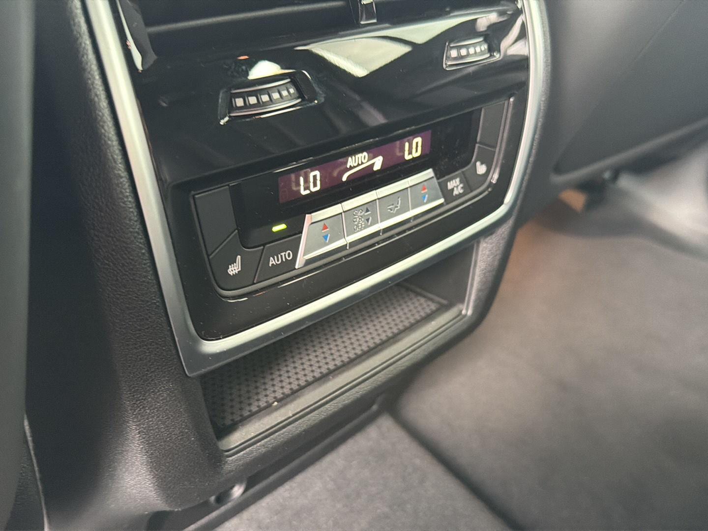 2026 BMW X5 M X5 M - Photo 12