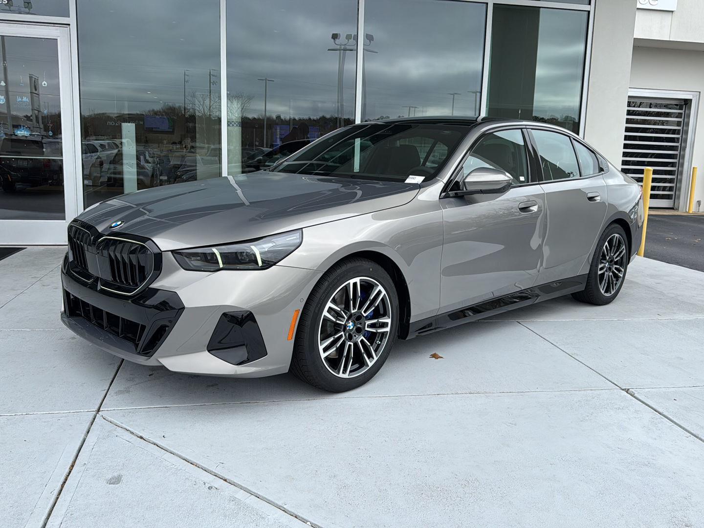 2026 BMW 5 Series 540i's photo