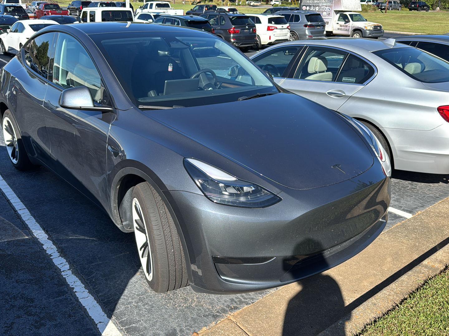 2023 Tesla Model Y Long Range photo 3