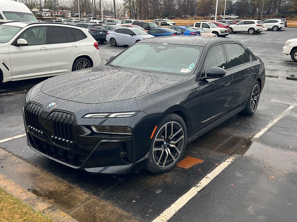 2023 Bmw 740i Sedan photo 3