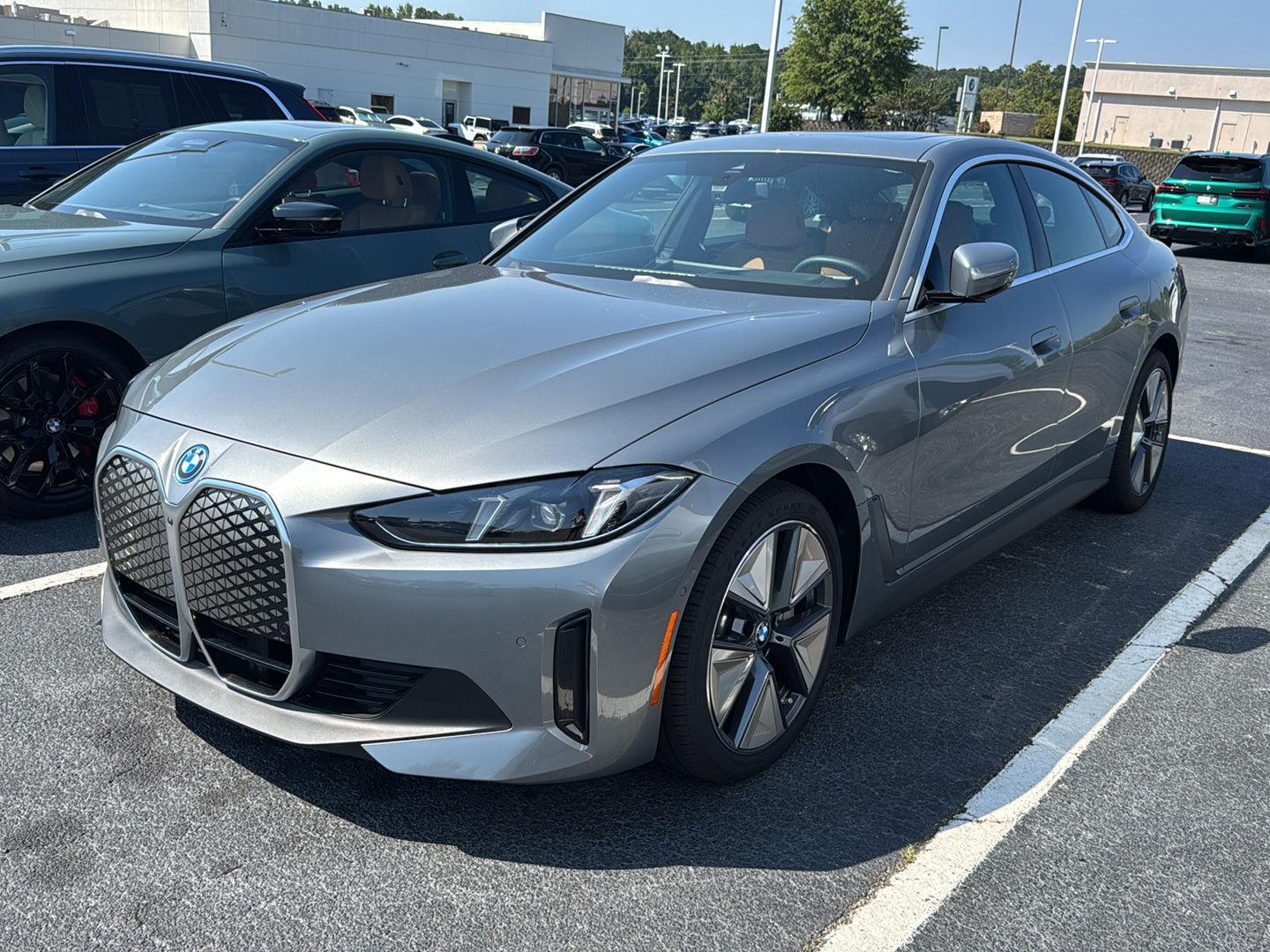 2025 Bmw i4 eDrive40 photo 2