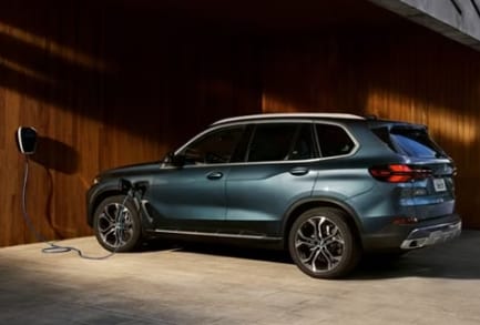 bmw%20EV%20cons%20negatives%20consider%20Hybrid%20instead.png