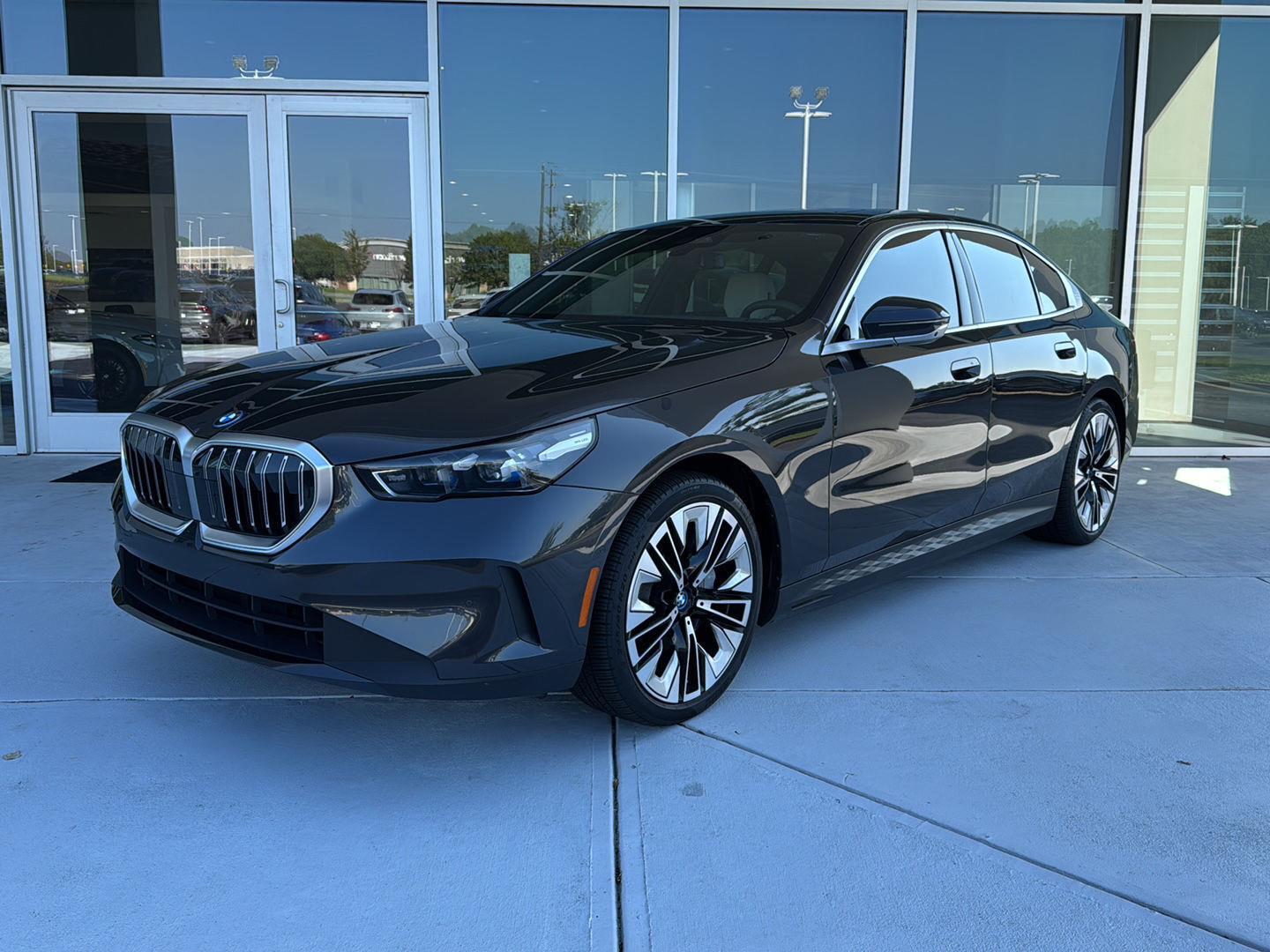 Certified 2024 BMW i5 Base with VIN WBY33FK01RCR38264 for sale in Macon, GA