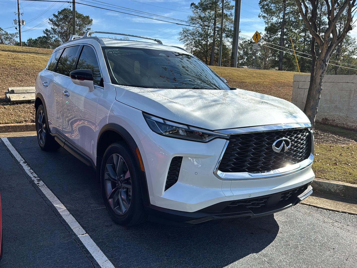 2025 Infiniti QX60 Luxe photo 4