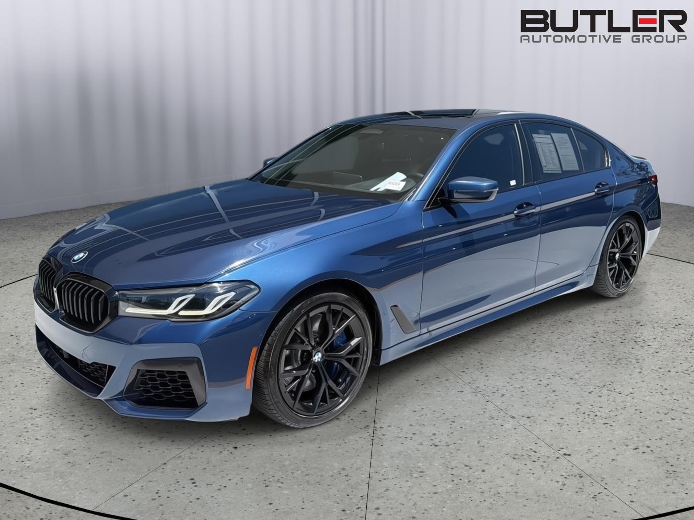 2021 BMW 5 Series M550i xDrive Sedan's photo