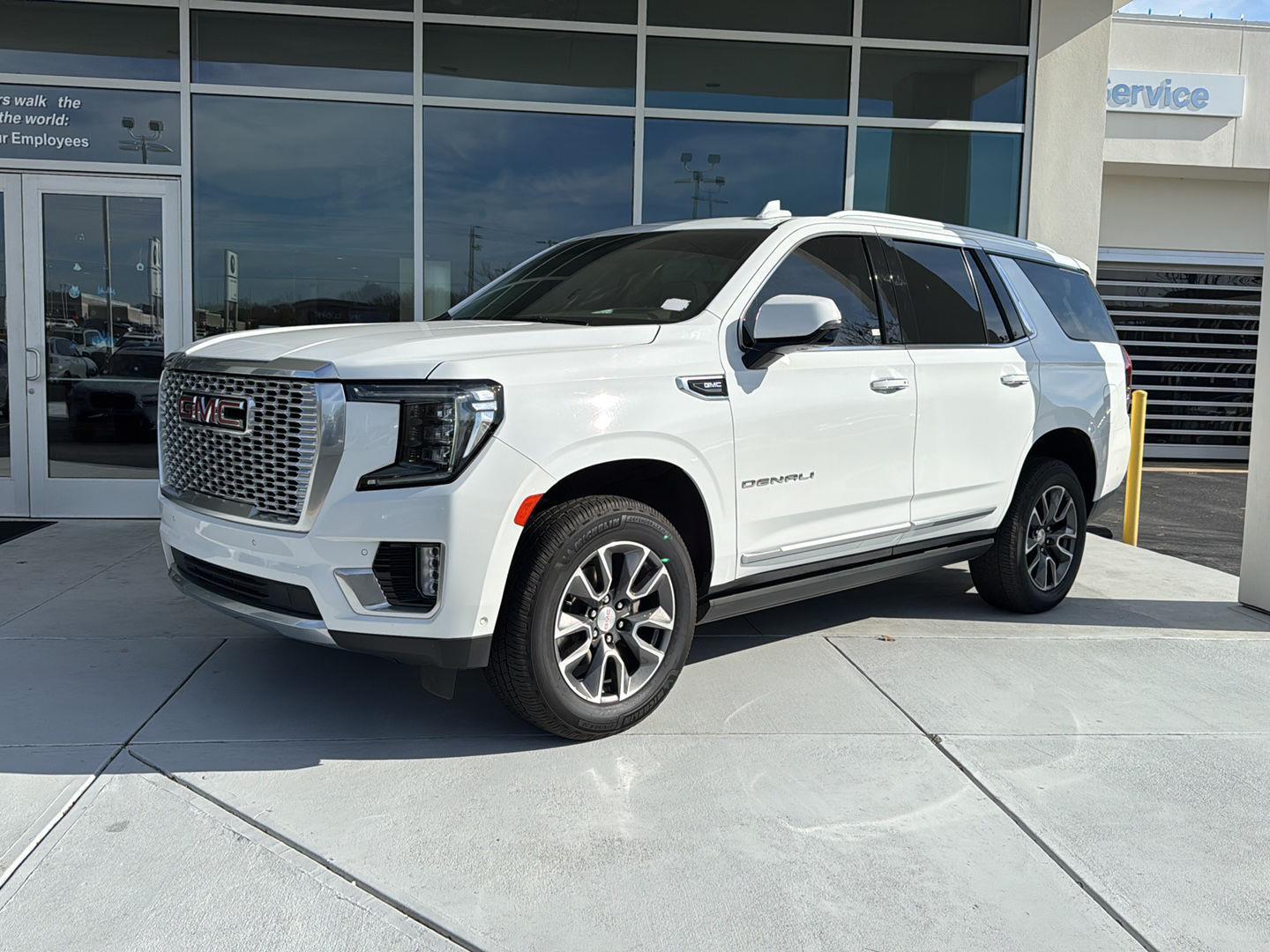 2023 GMC Yukon Denali's photo