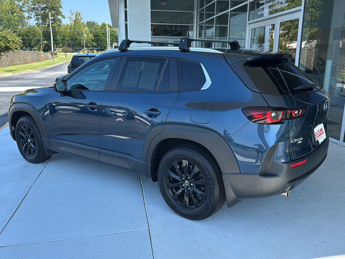 2025 Mazda CX-50 2.5 Select photo 2