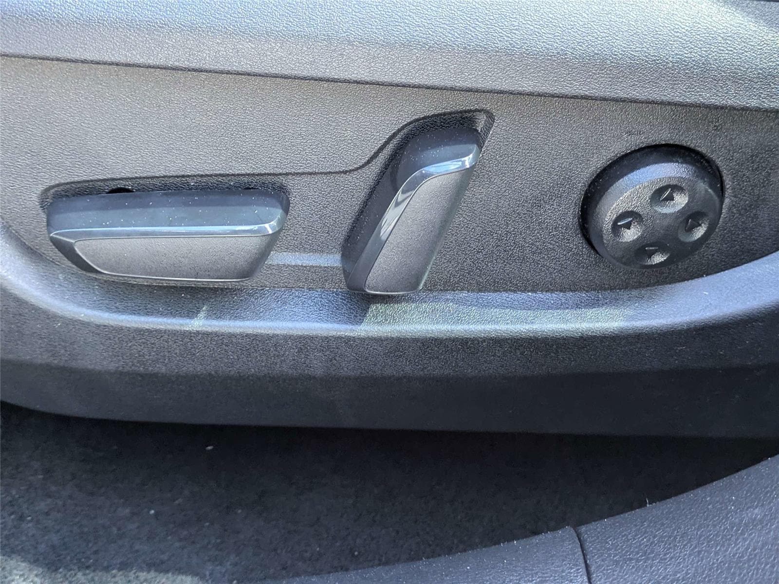 2023 INFINITI QX50 Sensory - Photo 21