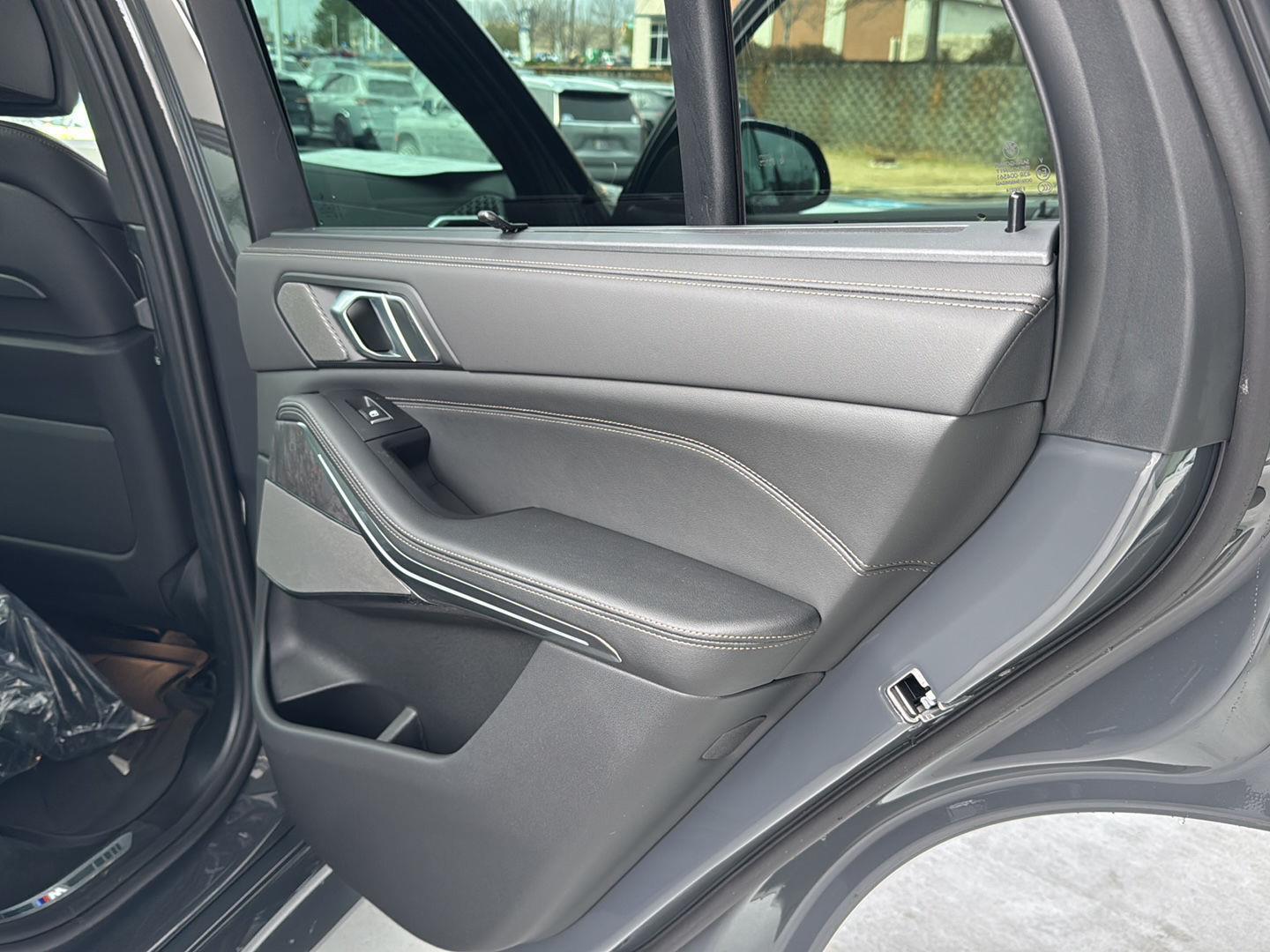 2026 BMW X5 40i - Photo 14