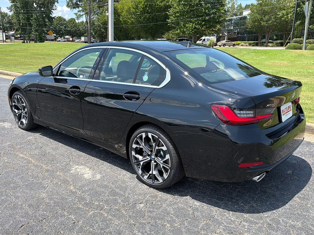New 2026 BMW 330i xDrive Sedan