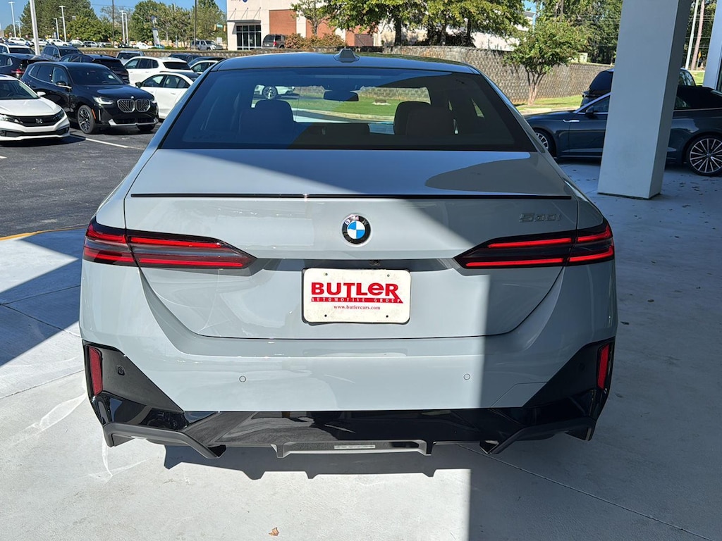 New 2026 BMW 530i  Sedan