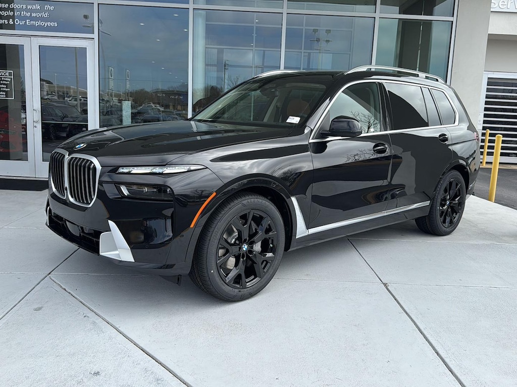 New 2026 BMW X7 xDrive40i SUV