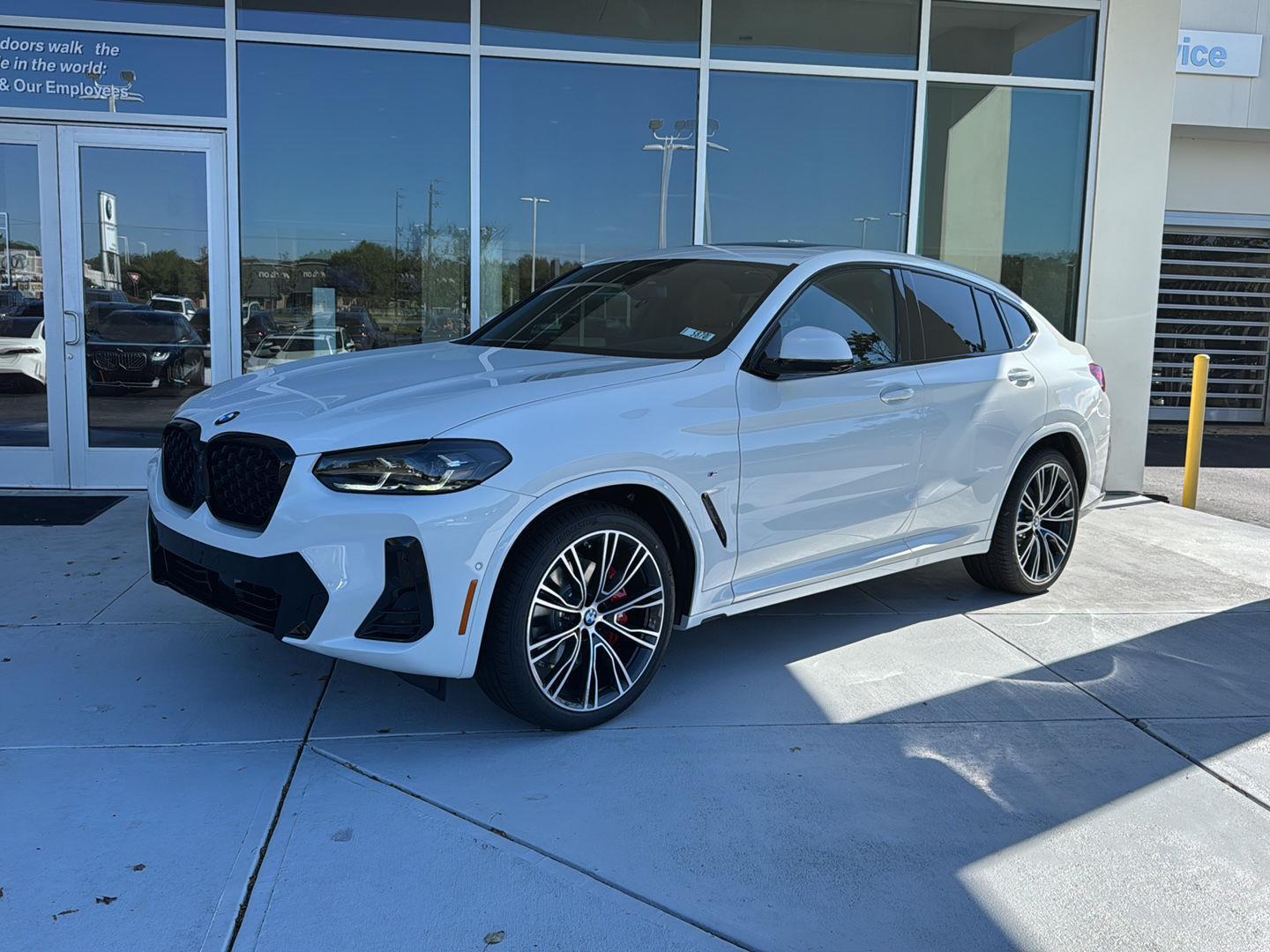 2025 BMW X4 SUV 