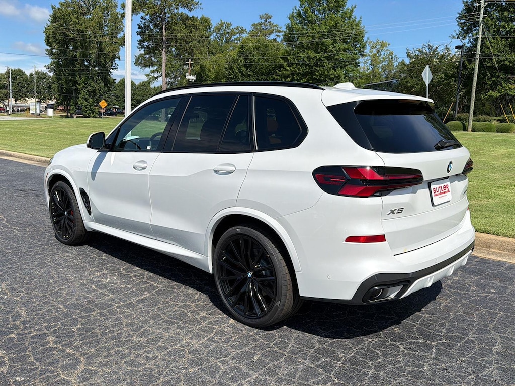 New 2026 BMW X5 sDrive40i SUV