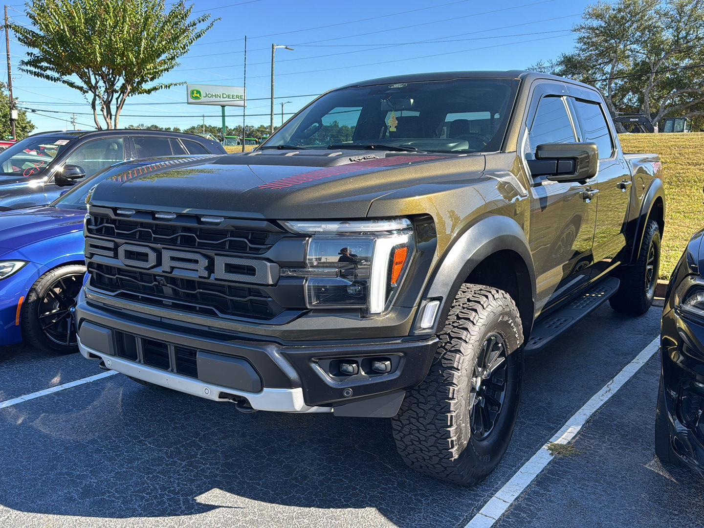 2024 Ford F-150 Raptor photo 2