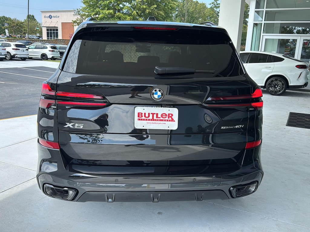 New 2026 BMW X5 sDrive40i SUV