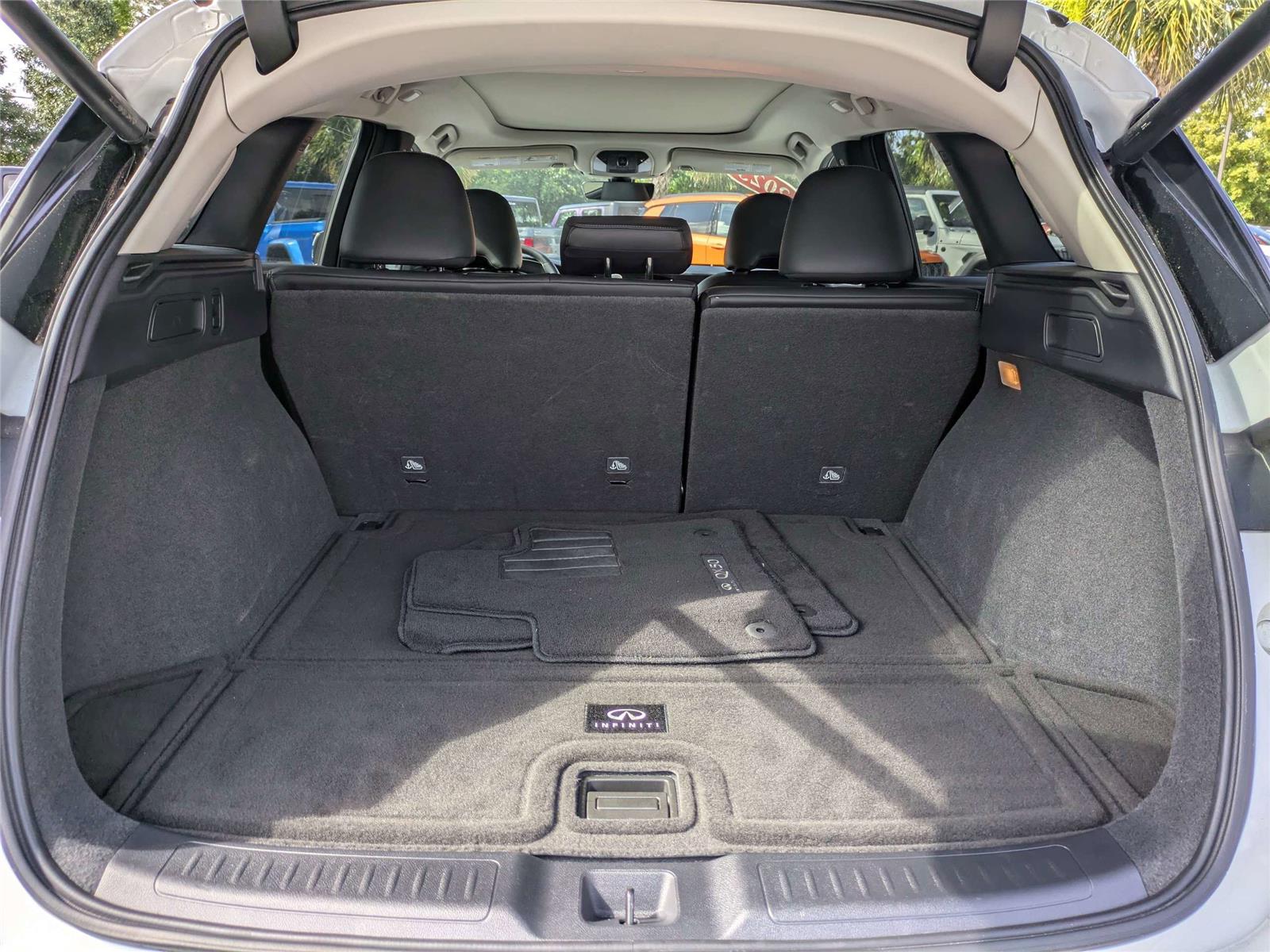 2023 INFINITI QX50 Sensory - Photo 14