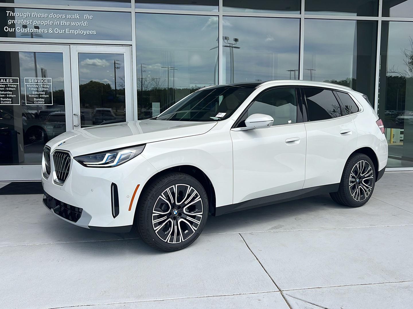 2026 BMW X3 30 XDRIVE's photo